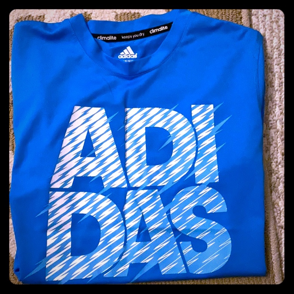 Adidas tee